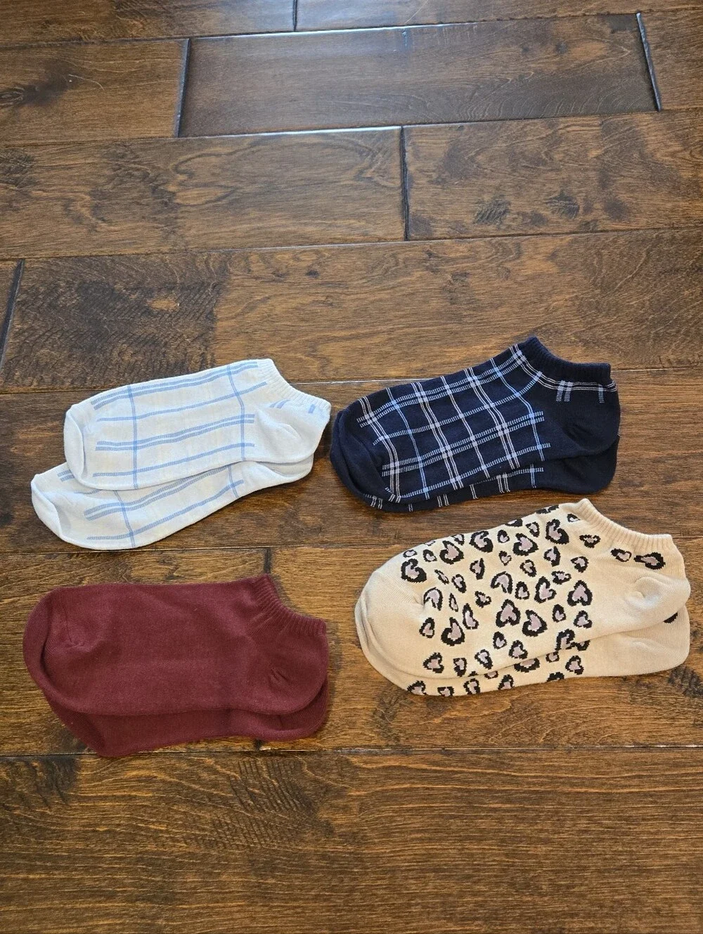 NWOT Set Of 4 Pairs Old Navy Ankle Socks